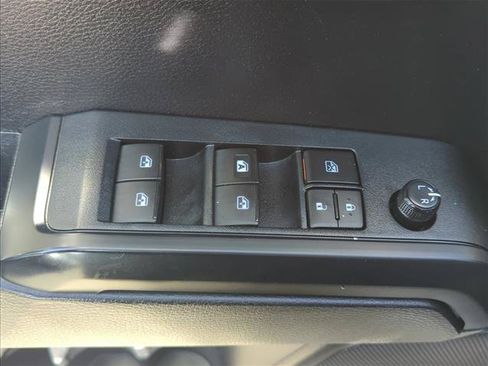 Certified 2020 Toyota Tacoma SR w/ SR Convenience Package RWD image 7