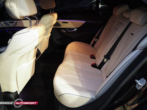 Used 2015 Mercedes-Benz S 63 AMG 4MATIC Sedan w/ Driver Assistance Package image 23