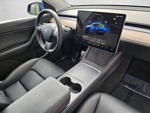 Used 2022 Tesla Model Y Performance AWD/4WD image 11