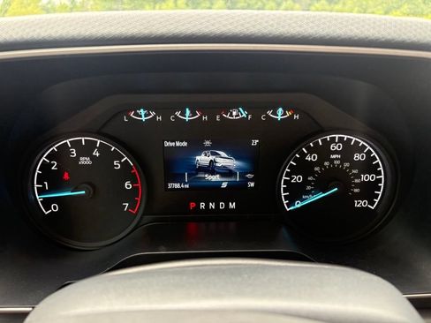 Used 2023 Ford F150 XLT AWD/4WD image 3