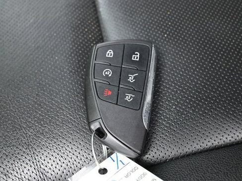 Used 2024 Chevrolet Suburban Premier AWD/4WD image 26