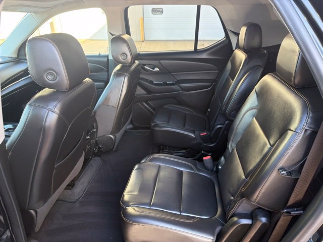 Used 2021 Chevrolet Traverse RS AWD/4WD image 17