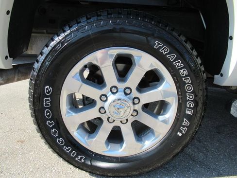 Used 2018 RAM 2500 Laramie w/ Snow Chief Group AWD/4WD image 8