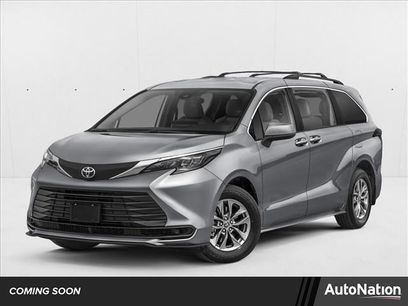New 2026 Toyota Sienna LE
