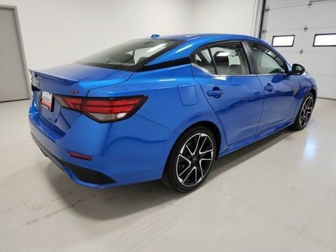 Used 2024 Nissan Sentra SR FWD image 12