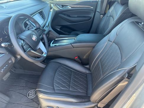 Used 2024 Buick Enclave Avenir w/ Avenir Technology Package image 11