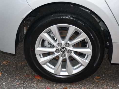 Certified 2023 Toyota Corolla LE image 20