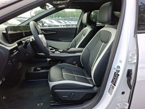 New 2025 Kia EV6 GT-Line image 6