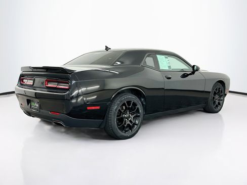 Used 2017 Dodge Challenger GT w/ Driver Convenience Group AWD/4WD image 9