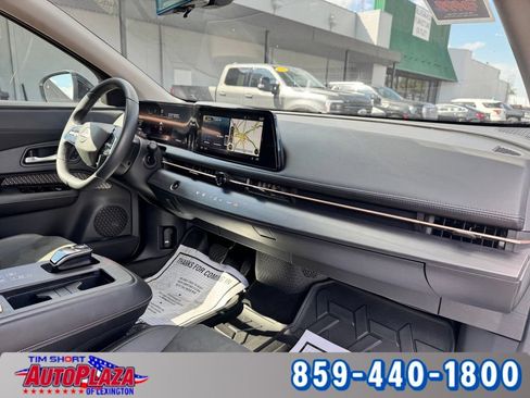 Used 2024 Nissan Ariya FWD image 47