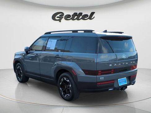 Used 2025 Hyundai Santa Fe SEL image 3