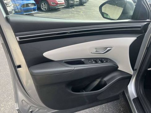 Used 2023 Hyundai Tucson SEL FWD image 17