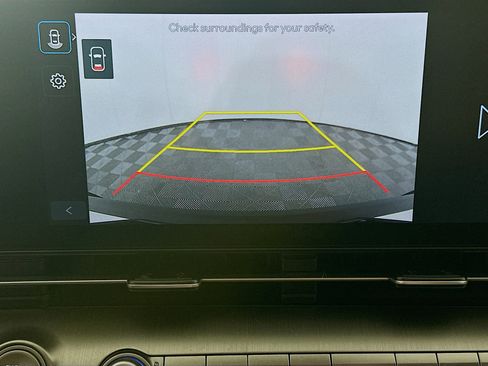 Used 2025 Hyundai Kona SEL image 23