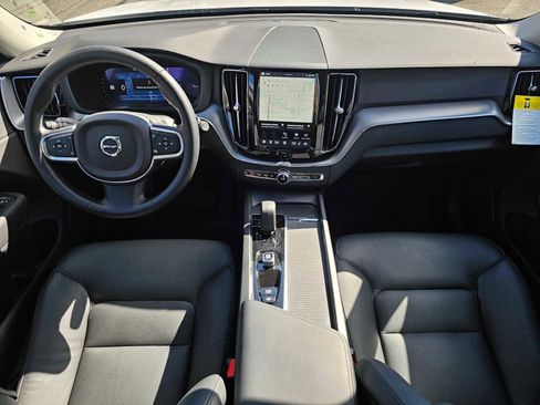 Certified 2025 Volvo XC60 T8 Core w/ Protection Package Premier AWD/4WD image 19