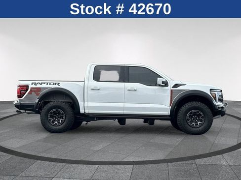 Certified 2025 Ford F150 Raptor w/ Equipment Group 803A Raptor R AWD/4WD image 4