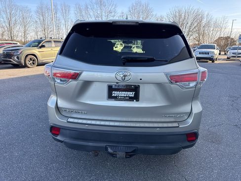 Used 2016 Toyota Highlander Limited image 6