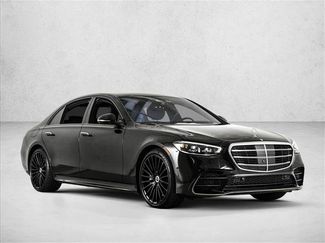 Used 2023 Mercedes-Benz S 500 4MATIC video 3