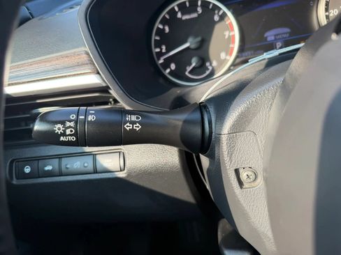 Used 2021 Nissan Altima 2.5 SL FWD image 16
