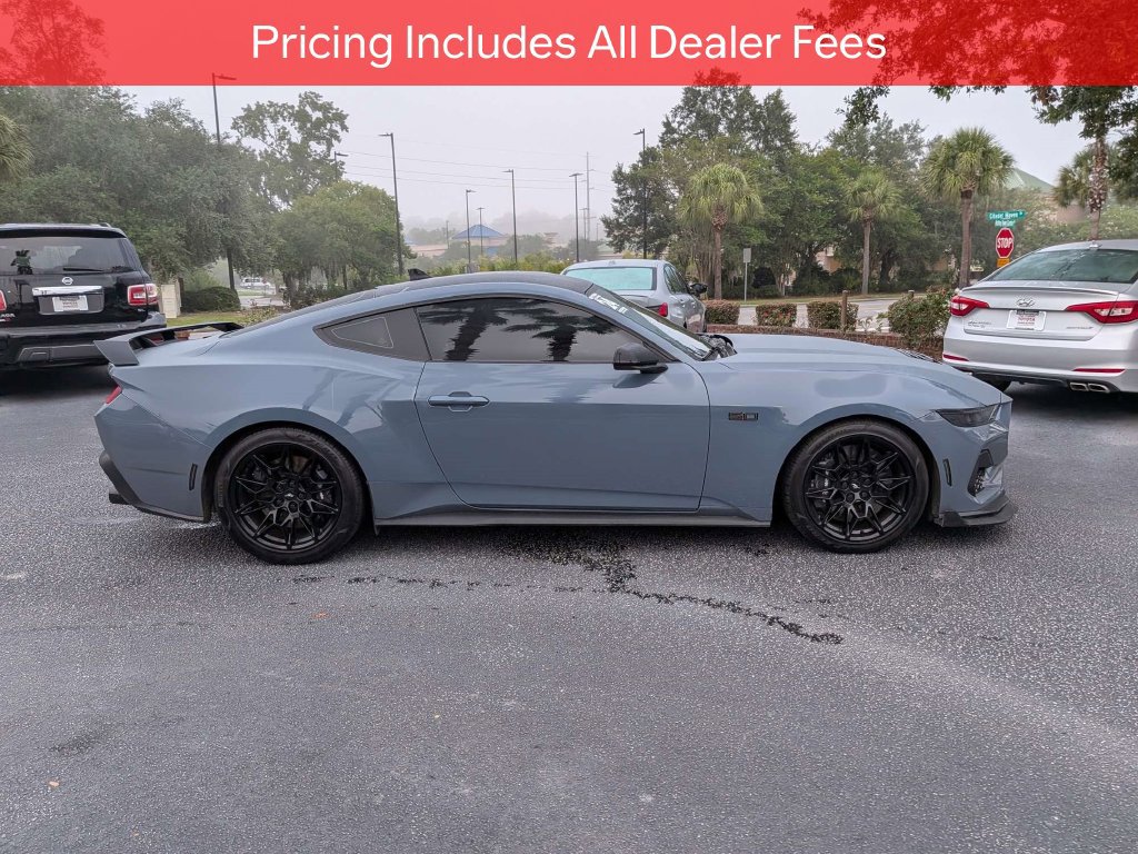 Used 2024 Ford Mustang GT Premium w/ GT Performance Package RWD image 3