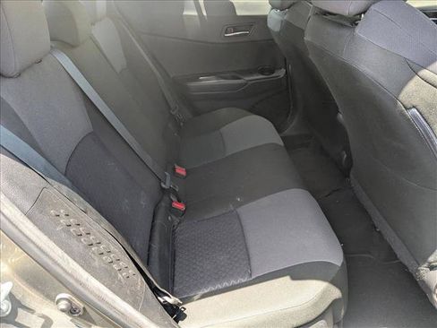 Used 2021 Toyota C-HR LE FWD image 18