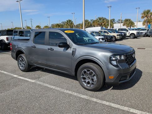 New 2025 Ford Maverick XLT w/ XLT Luxury Package image 2