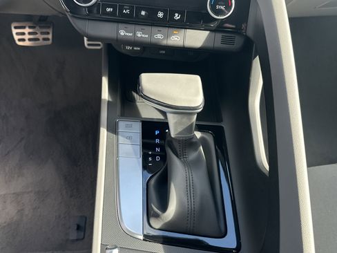 New 2026 Hyundai Elantra Sport FWD image 21