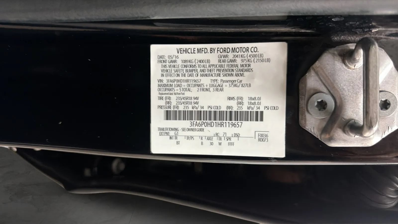 Used 2017 Ford Fusion SE w/ Fusion SE Technology Package FWD image 29