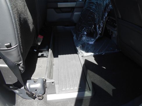 New 2026 Ford F150 Lariat image 11