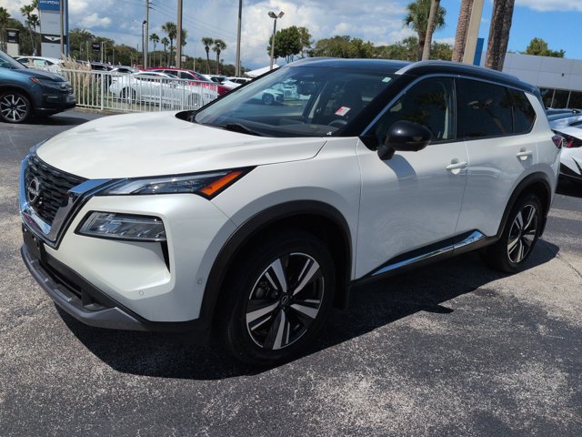 Used 2023 Nissan Rogue SL w/ SL Premium Package AWD/4WD image 8