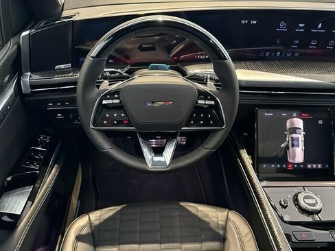 New 2026 Cadillac Escalade ESV V AWD/4WD image 13