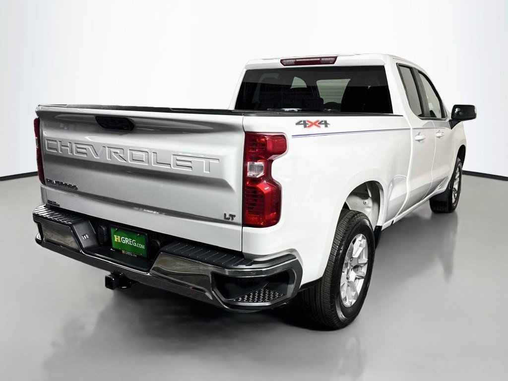 Used 2024 Chevrolet Silverado 1500 LT AWD/4WD image 10