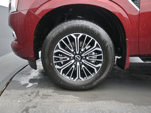 New 2026 Nissan Armada Platinum image 9