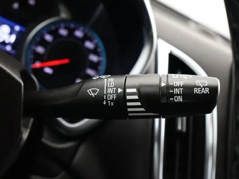 Used 2024 Chevrolet Equinox LT FWD image 26