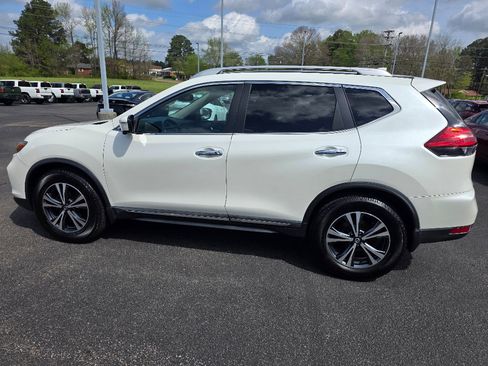 Used 2017 Nissan Rogue SL w/ SL Premium Package image 6