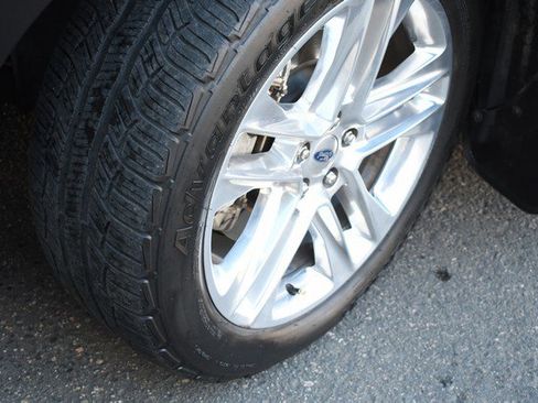 Used 2017 Ford Explorer Limited w/ Equipment Group 301A image 11