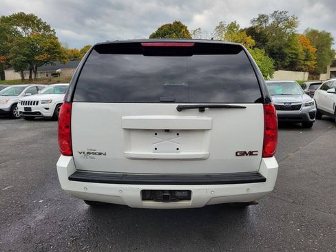 Used 2014 GMC Yukon SLT AWD/4WD image 6