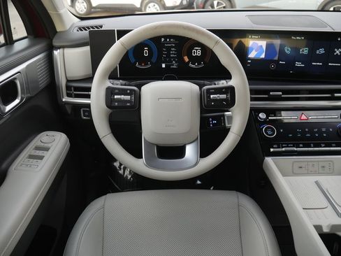 Used 2025 Hyundai Santa Fe SEL AWD/4WD image 43