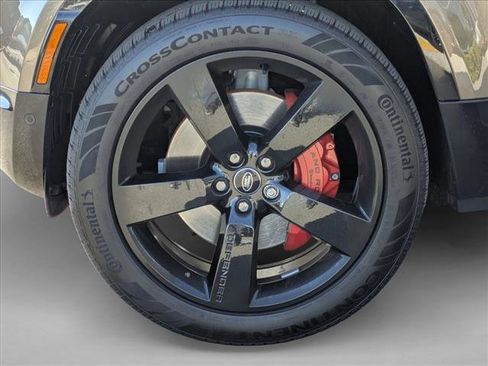 Certified 2025 Land Rover Defender 110 X image 26