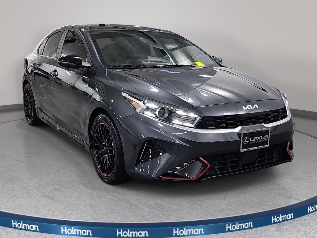 Used 2023 Kia Forte GT-Line w/ GT-Line Premium Package FWD image 4