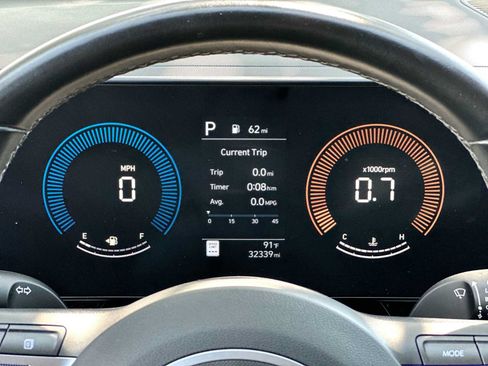 Used 2025 Hyundai Kona SEL AWD/4WD image 19