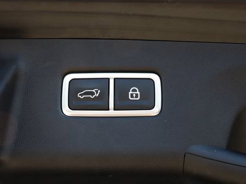Used 2021 Kia Sorento EX w/ Panoramic Sunroof Package image 10