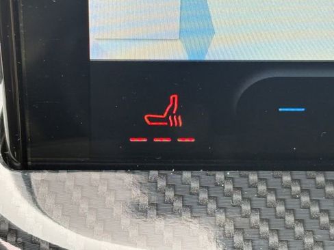 Certified 2024 Ford Escape ST-Line Select w/ Tech Pack #1 AWD/4WD image 9