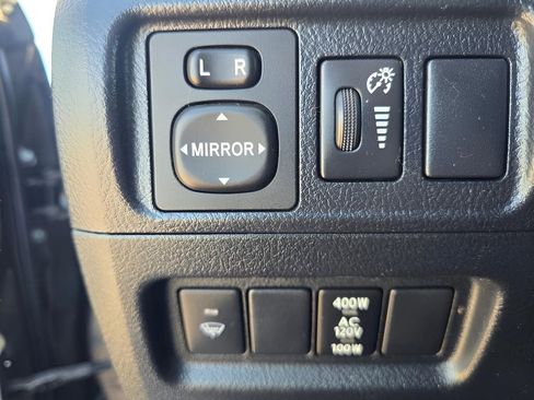 Used 2018 Toyota 4Runner SR5 Premium AWD/4WD image 15