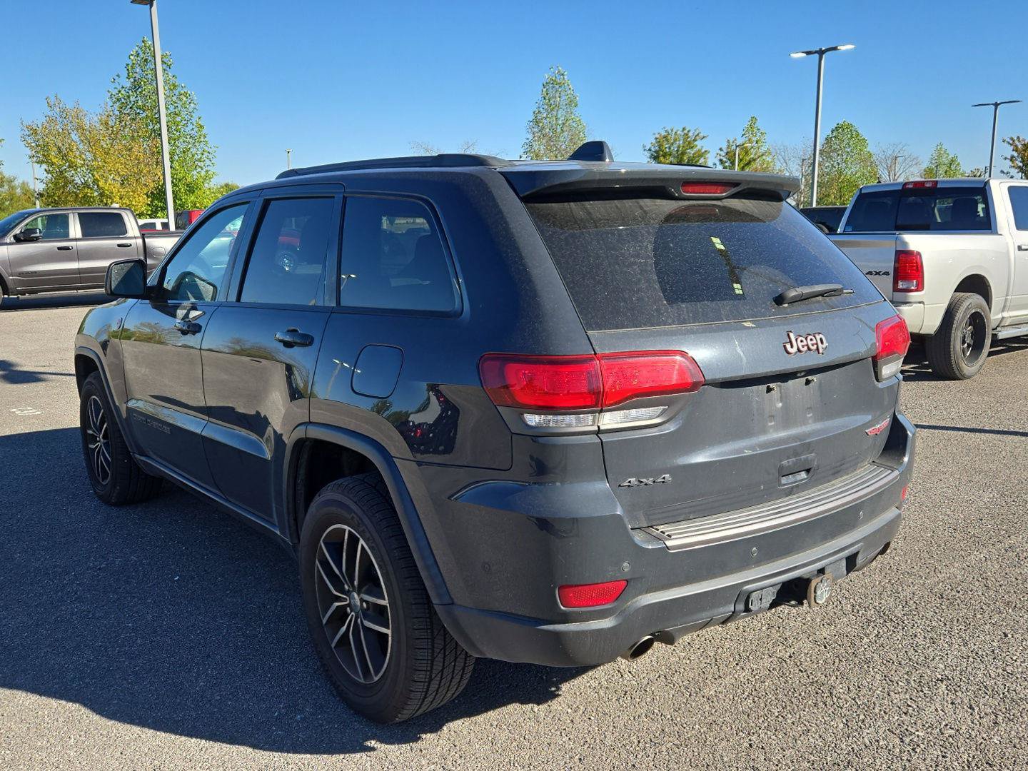 Used 2018 Jeep Grand Cherokee Trailhawk w/ Trailhawk Luxury Group AWD/4WD image 5