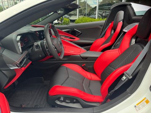 Used 2023 Chevrolet Corvette Stingray Premium Conv w/ Z51 Performance Package image 32