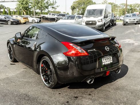 Used 2017 Nissan 370Z Touring Sport RWD image 30