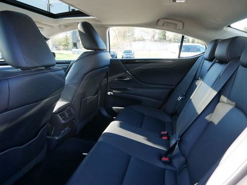 Used 2021 Lexus ES 250 w/ Premium Package AWD/4WD image 11
