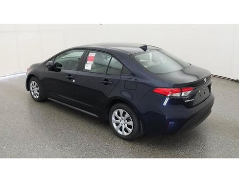 New 2026 Toyota Corolla LE FWD image 5