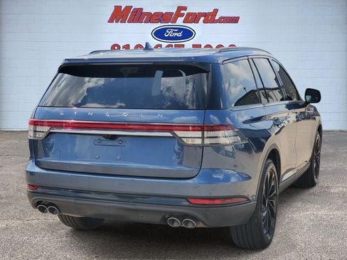 Used 2020 Lincoln Aviator Reserve w/ Equipment Group 202A AWD/4WD image 3
