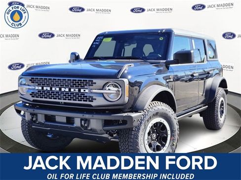 New 2025 Ford Bronco Badlands w/ Sasquatch Package image 1